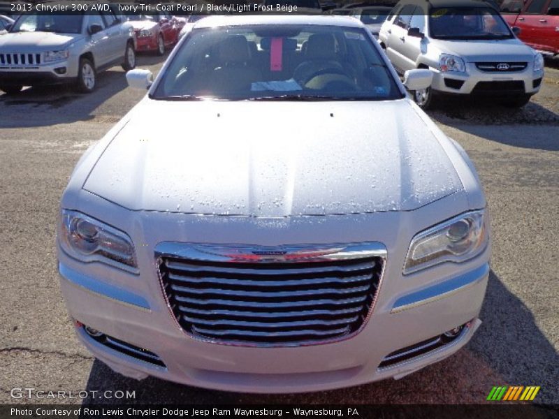 Ivory Tri-Coat Pearl / Black/Light Frost Beige 2013 Chrysler 300 AWD