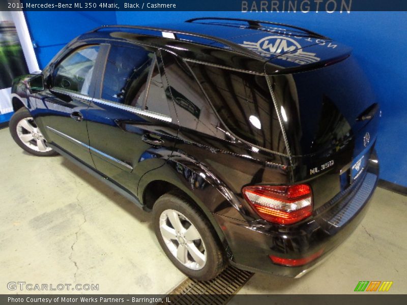 Black / Cashmere 2011 Mercedes-Benz ML 350 4Matic