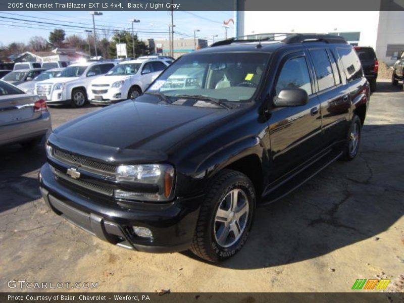 Black / Light Gray 2005 Chevrolet TrailBlazer EXT LS 4x4