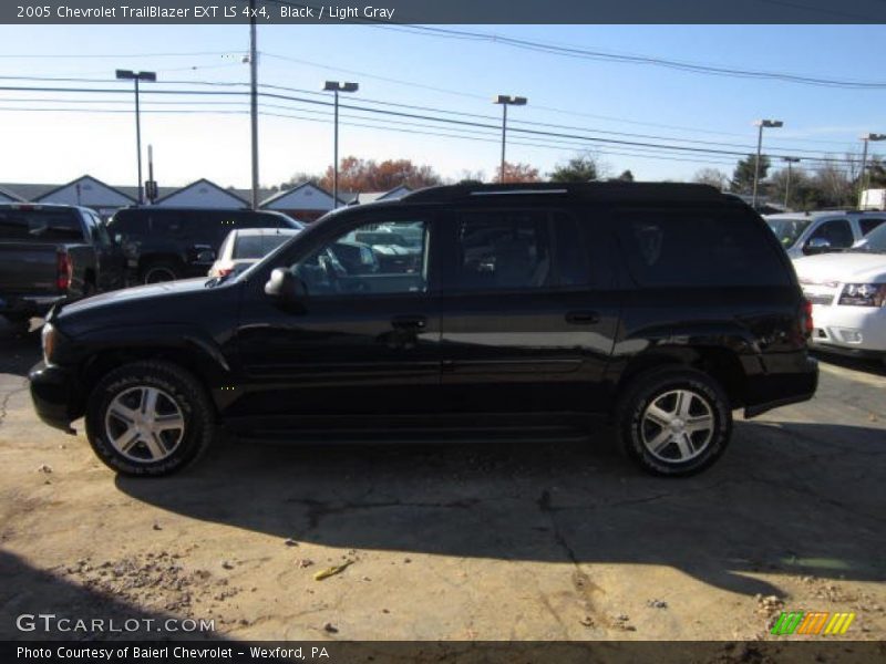 Black / Light Gray 2005 Chevrolet TrailBlazer EXT LS 4x4
