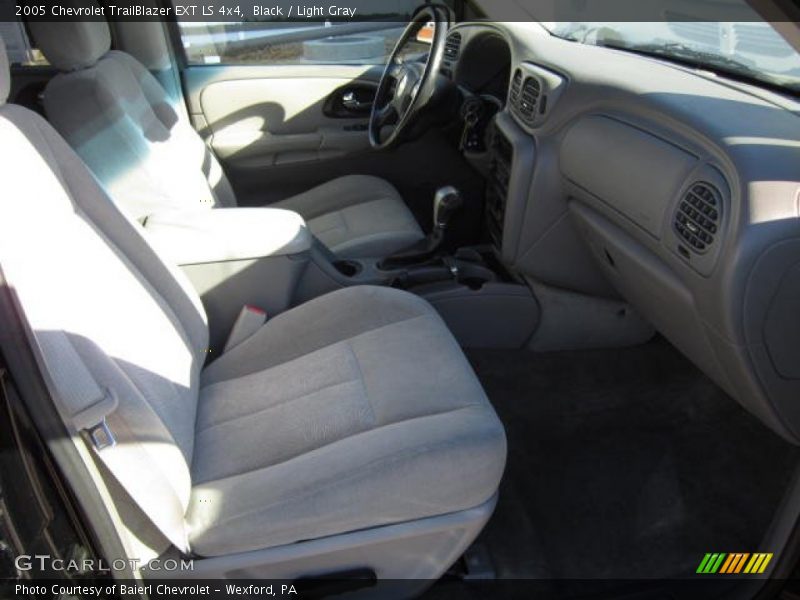 Black / Light Gray 2005 Chevrolet TrailBlazer EXT LS 4x4