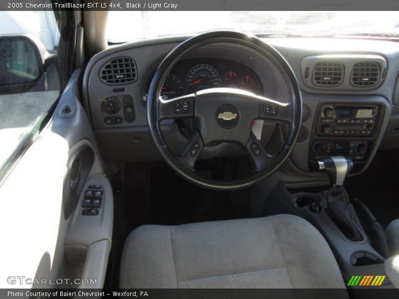Black / Light Gray 2005 Chevrolet TrailBlazer EXT LS 4x4