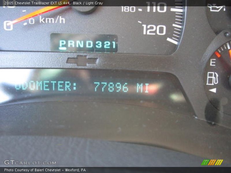 Black / Light Gray 2005 Chevrolet TrailBlazer EXT LS 4x4