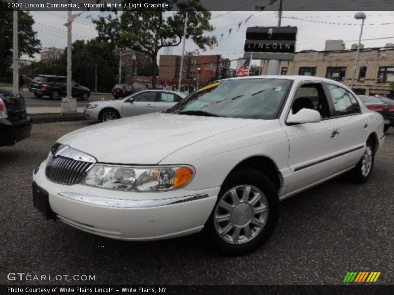 Vibrant White / Light Graphite 2002 Lincoln Continental