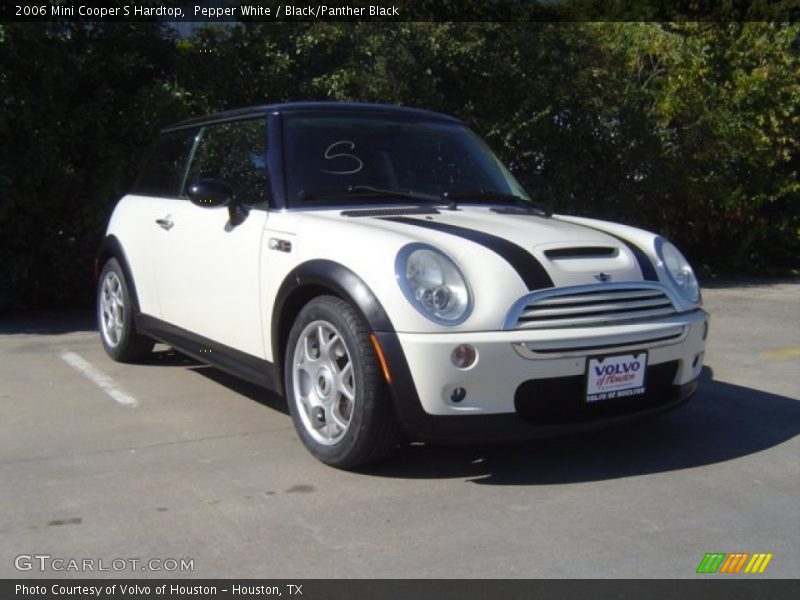 Pepper White / Black/Panther Black 2006 Mini Cooper S Hardtop