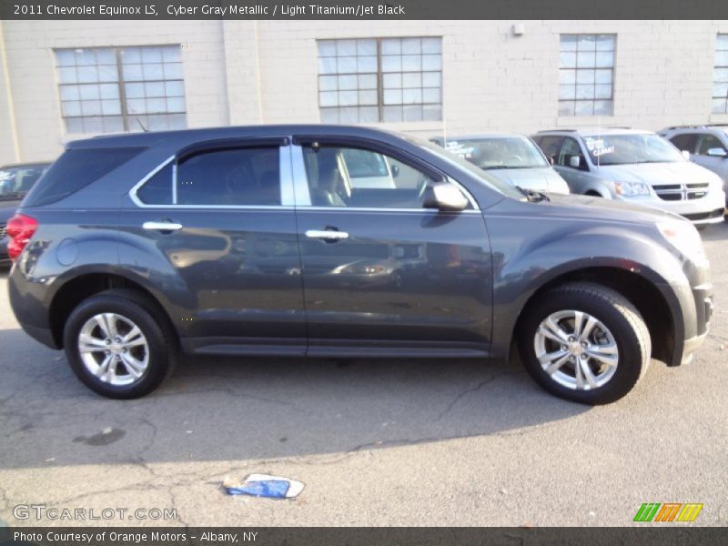 Cyber Gray Metallic / Light Titanium/Jet Black 2011 Chevrolet Equinox LS