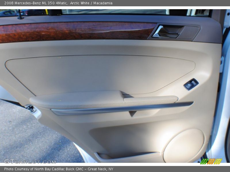 Arctic White / Macadamia 2008 Mercedes-Benz ML 350 4Matic