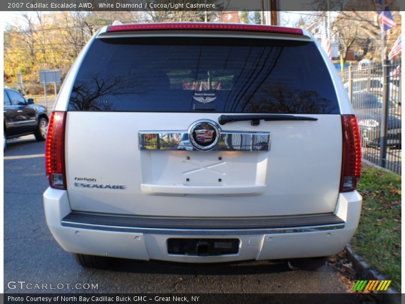 White Diamond / Cocoa/Light Cashmere 2007 Cadillac Escalade AWD