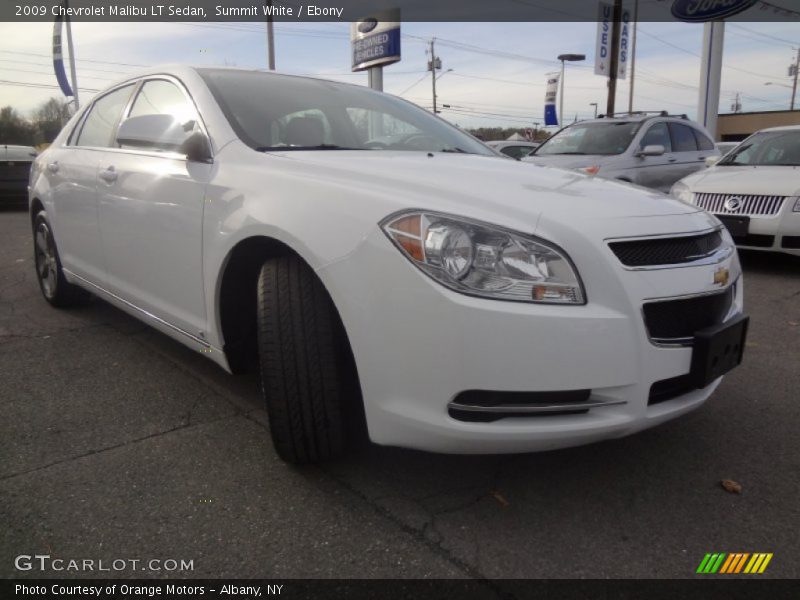 Summit White / Ebony 2009 Chevrolet Malibu LT Sedan