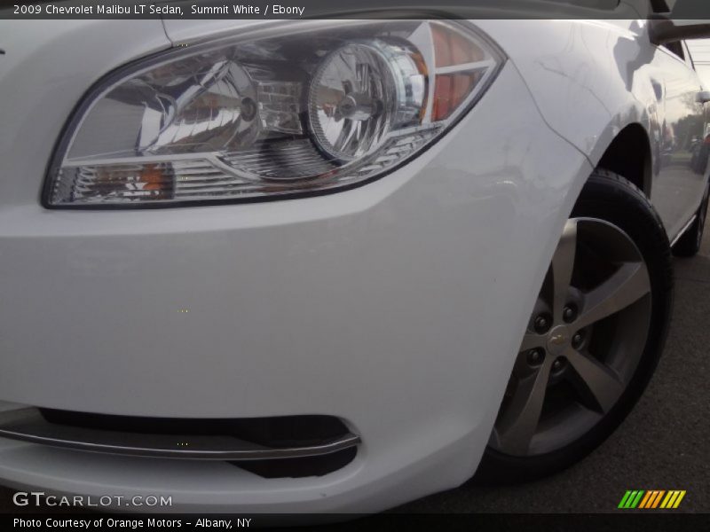 Summit White / Ebony 2009 Chevrolet Malibu LT Sedan