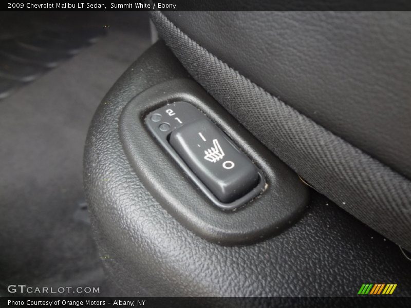 Summit White / Ebony 2009 Chevrolet Malibu LT Sedan