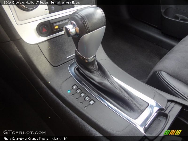 Summit White / Ebony 2009 Chevrolet Malibu LT Sedan