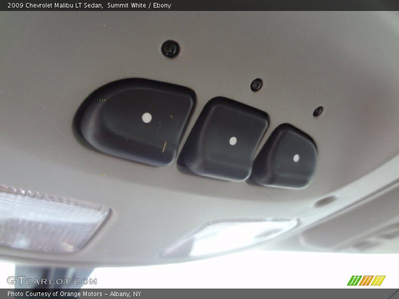 Summit White / Ebony 2009 Chevrolet Malibu LT Sedan