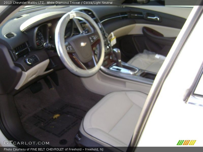 White Diamond Tricoat / Cocoa/Light Neutral 2013 Chevrolet Malibu LTZ