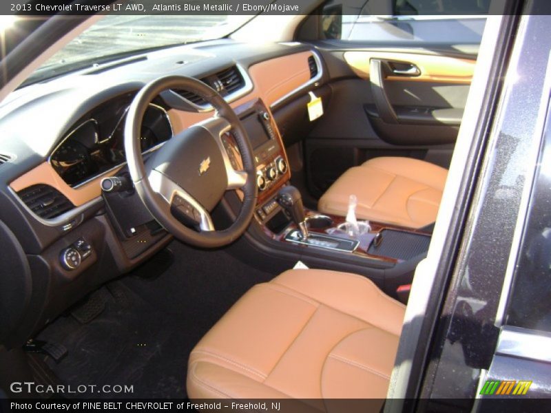  2013 Traverse LT AWD Ebony/Mojave Interior