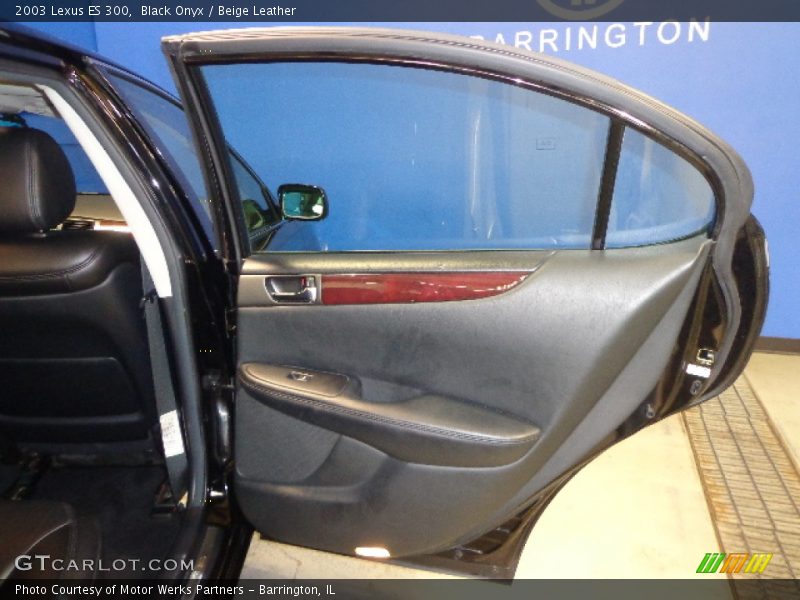 Black Onyx / Beige Leather 2003 Lexus ES 300