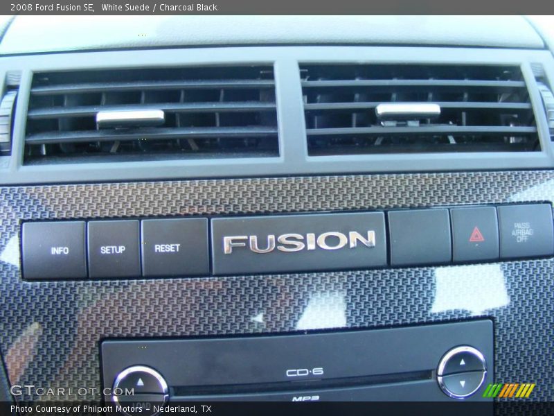 White Suede / Charcoal Black 2008 Ford Fusion SE