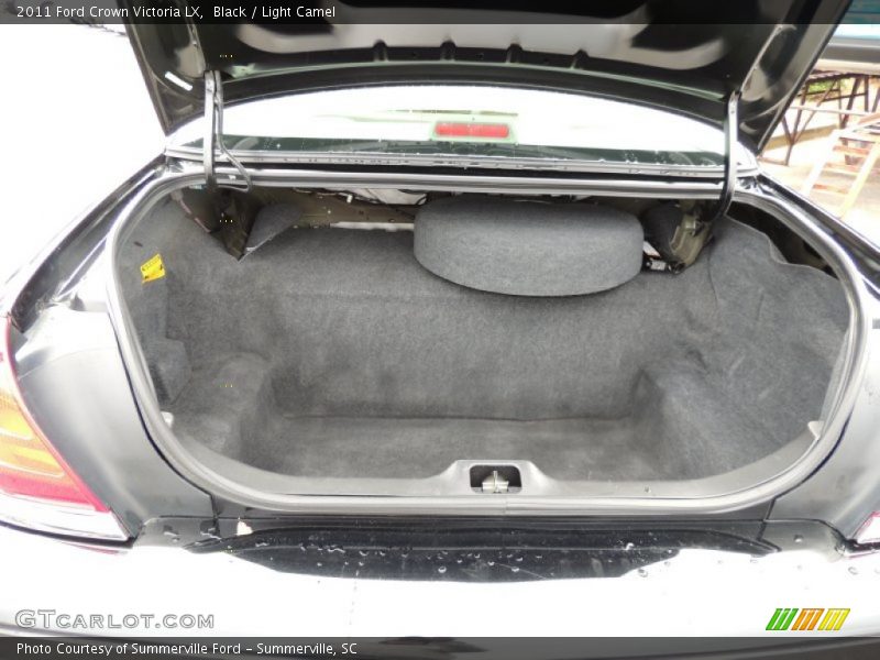Black / Light Camel 2011 Ford Crown Victoria LX