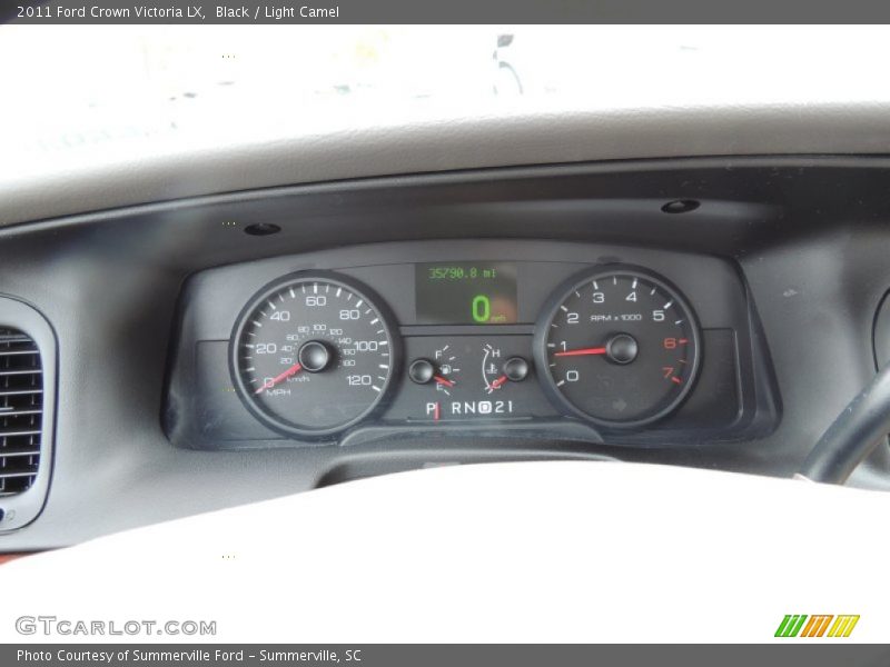 Black / Light Camel 2011 Ford Crown Victoria LX