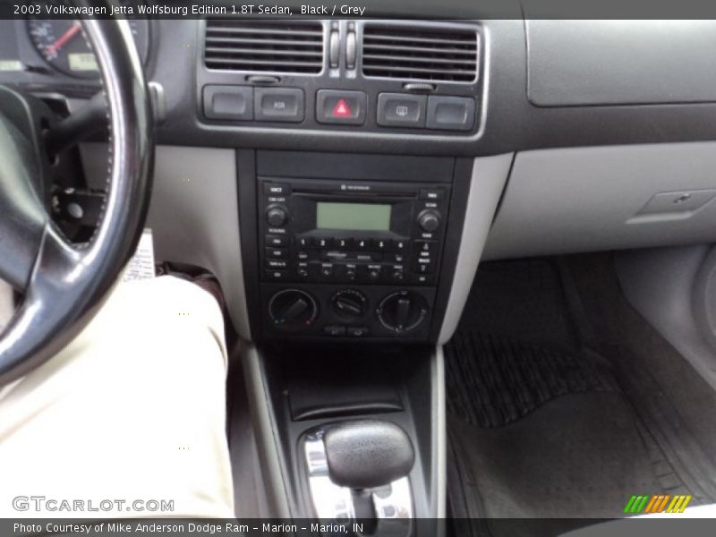 Black / Grey 2003 Volkswagen Jetta Wolfsburg Edition 1.8T Sedan