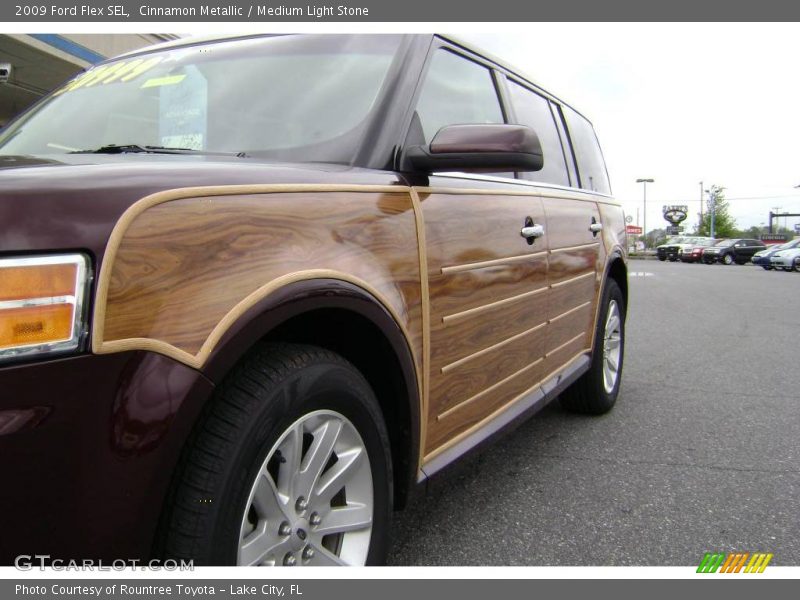 Cinnamon Metallic / Medium Light Stone 2009 Ford Flex SEL