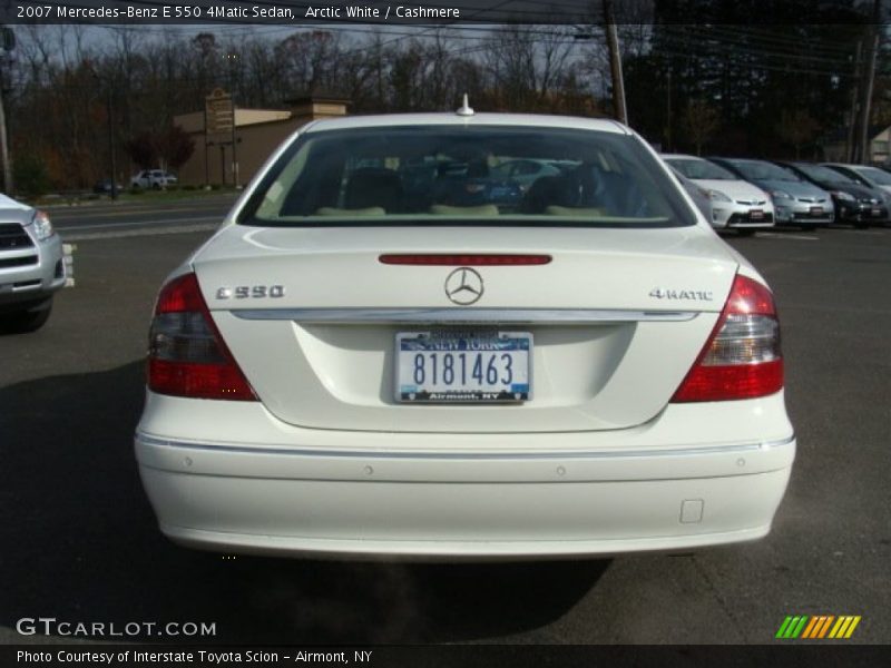 Arctic White / Cashmere 2007 Mercedes-Benz E 550 4Matic Sedan