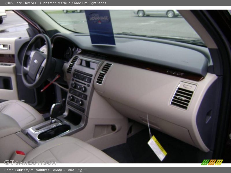 Cinnamon Metallic / Medium Light Stone 2009 Ford Flex SEL