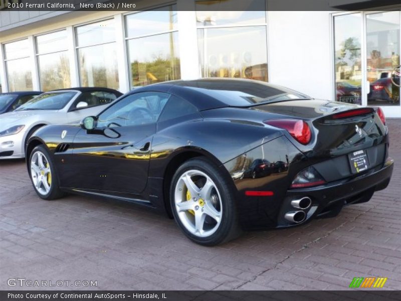 2010 California  Nero (Black)