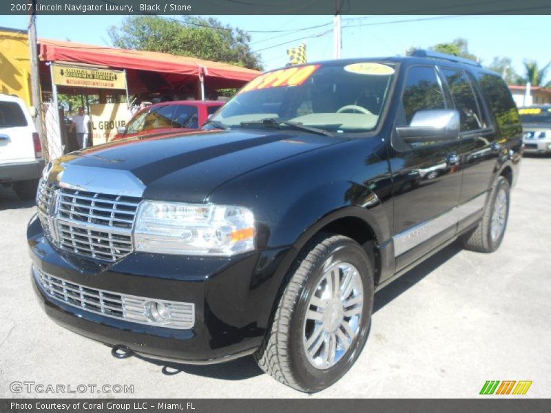 Black / Stone 2007 Lincoln Navigator Luxury