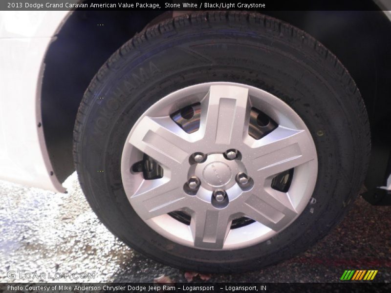 Stone White / Black/Light Graystone 2013 Dodge Grand Caravan American Value Package