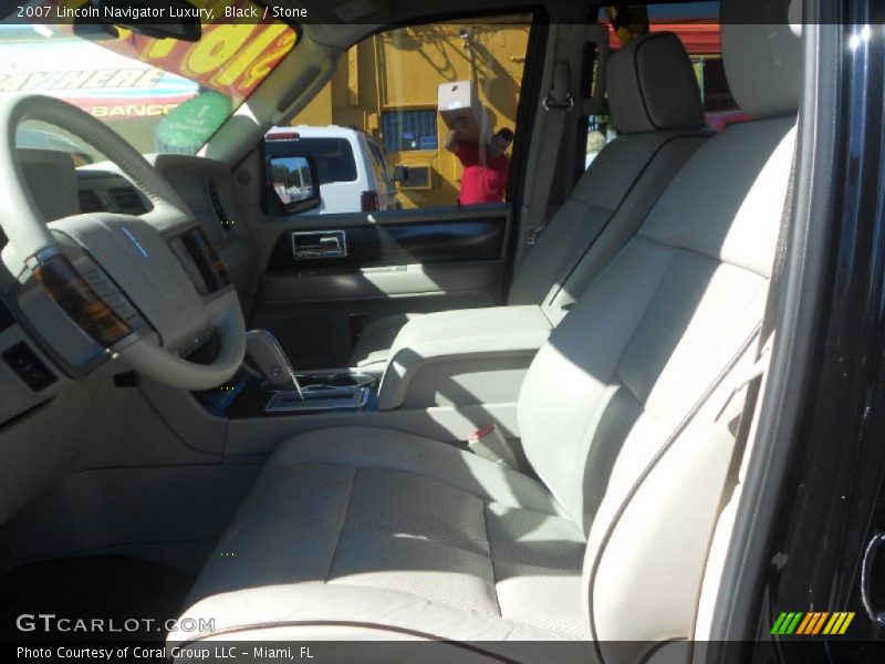 Black / Stone 2007 Lincoln Navigator Luxury