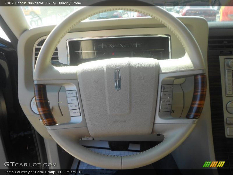 Black / Stone 2007 Lincoln Navigator Luxury