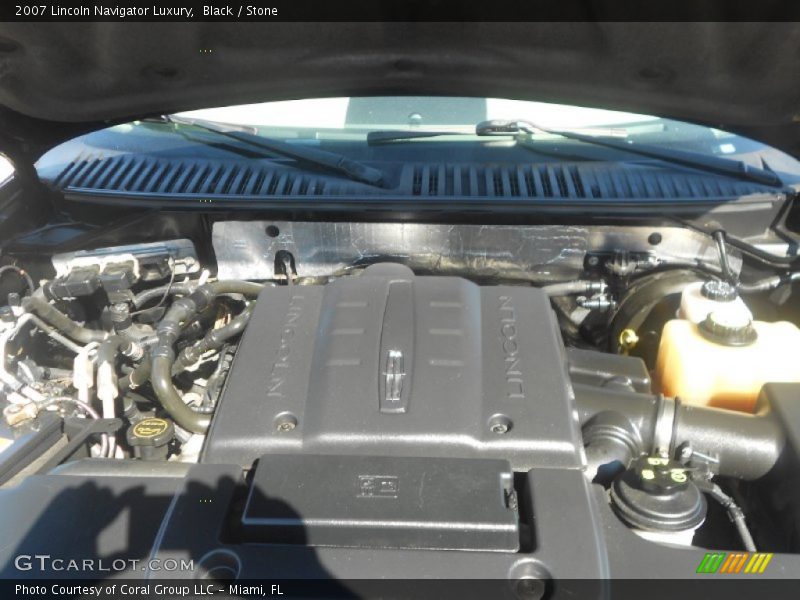 Black / Stone 2007 Lincoln Navigator Luxury
