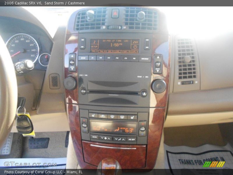 Sand Storm / Cashmere 2006 Cadillac SRX V6