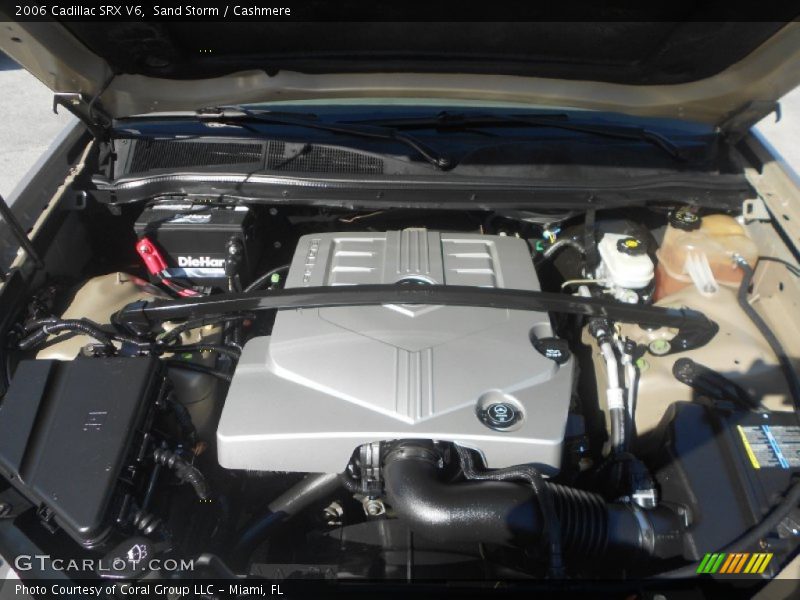 Sand Storm / Cashmere 2006 Cadillac SRX V6