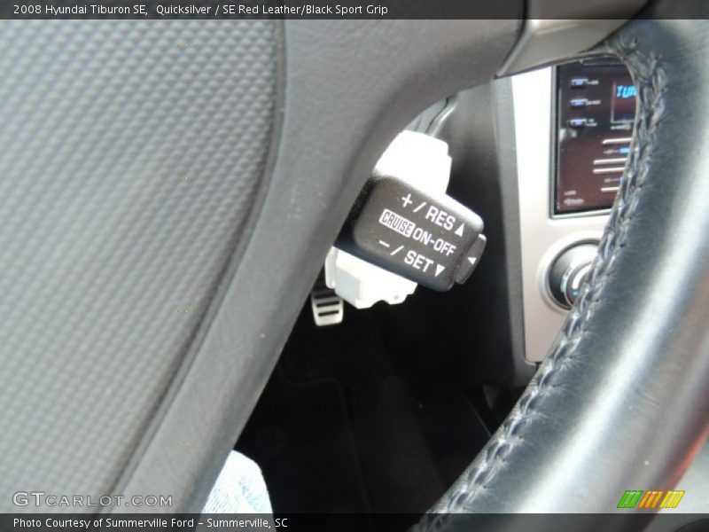 Quicksilver / SE Red Leather/Black Sport Grip 2008 Hyundai Tiburon SE
