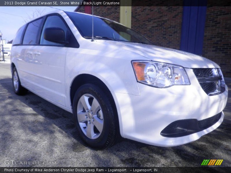 Stone White / Black/Light Graystone 2013 Dodge Grand Caravan SE