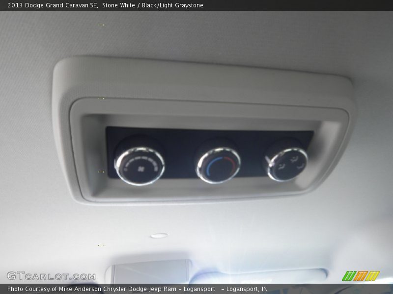 Stone White / Black/Light Graystone 2013 Dodge Grand Caravan SE