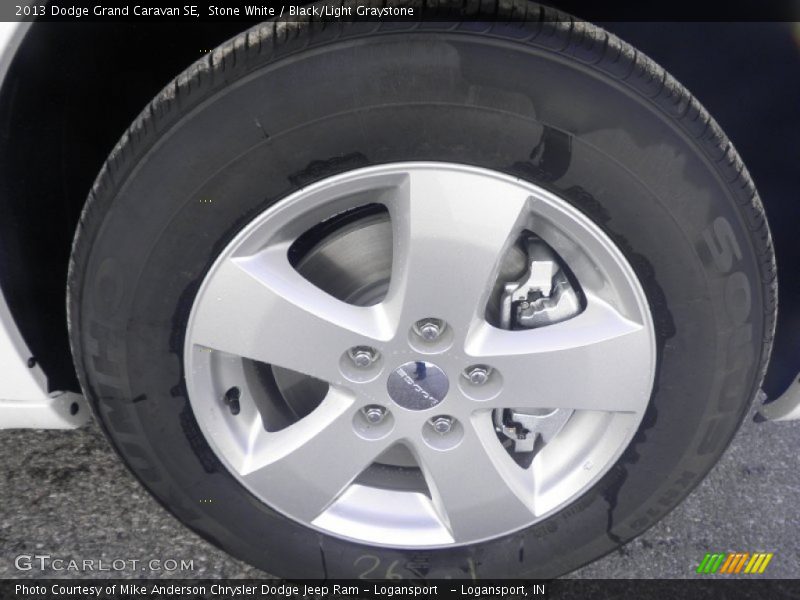 Stone White / Black/Light Graystone 2013 Dodge Grand Caravan SE
