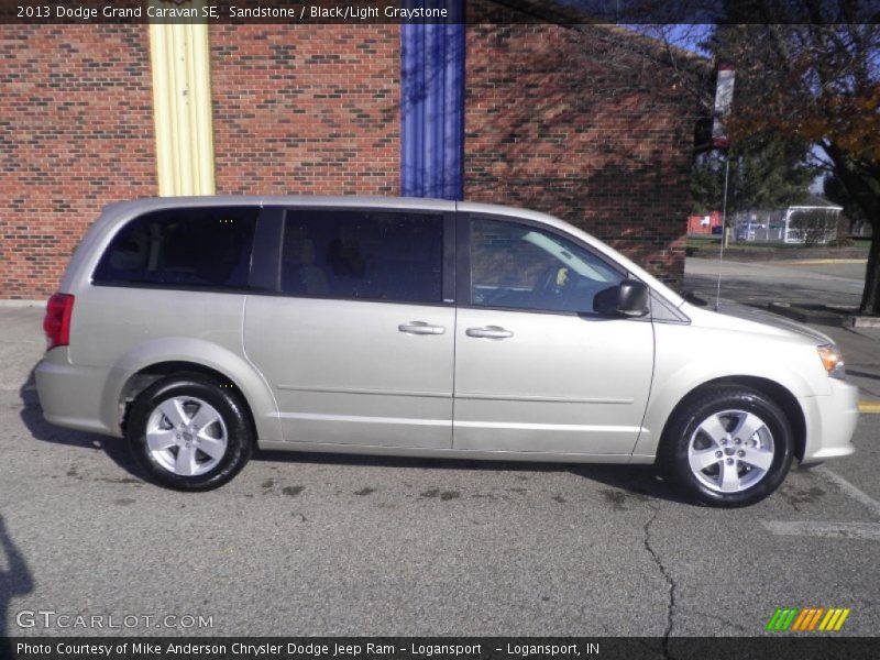 Sandstone / Black/Light Graystone 2013 Dodge Grand Caravan SE