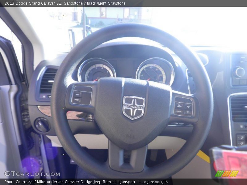 Sandstone / Black/Light Graystone 2013 Dodge Grand Caravan SE
