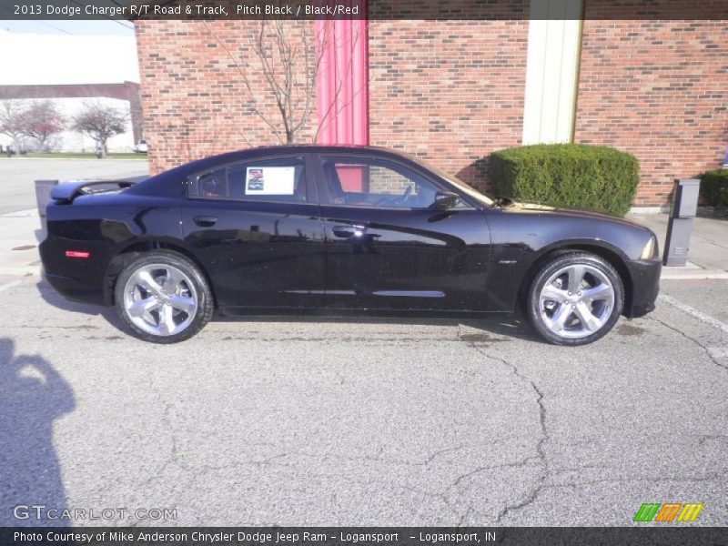 Pitch Black / Black/Red 2013 Dodge Charger R/T Road & Track