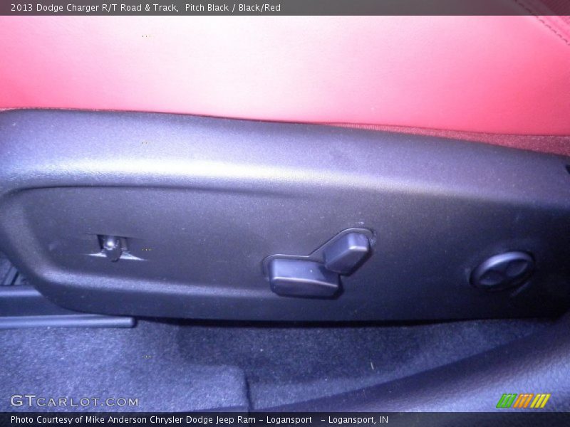 Pitch Black / Black/Red 2013 Dodge Charger R/T Road & Track