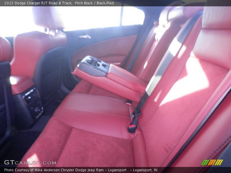 Pitch Black / Black/Red 2013 Dodge Charger R/T Road & Track