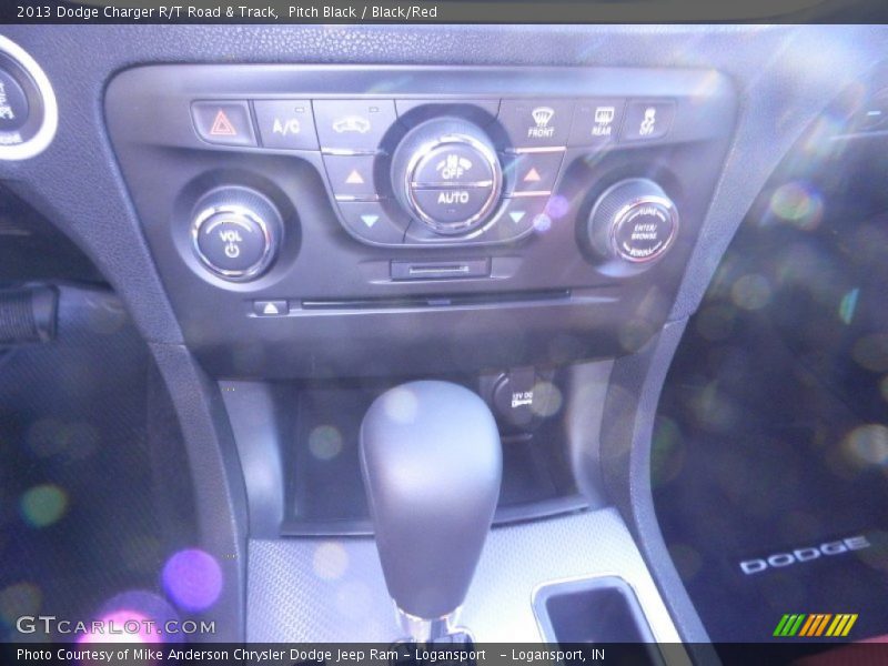 Pitch Black / Black/Red 2013 Dodge Charger R/T Road & Track