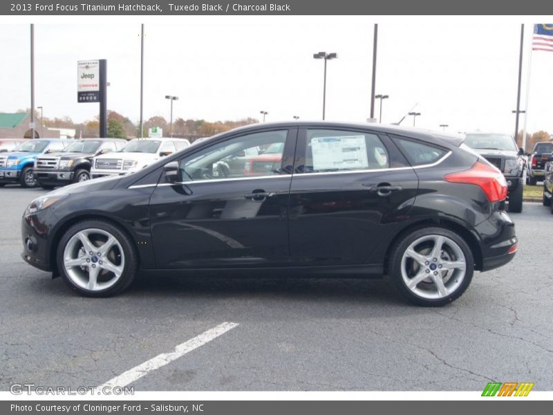 Tuxedo Black / Charcoal Black 2013 Ford Focus Titanium Hatchback