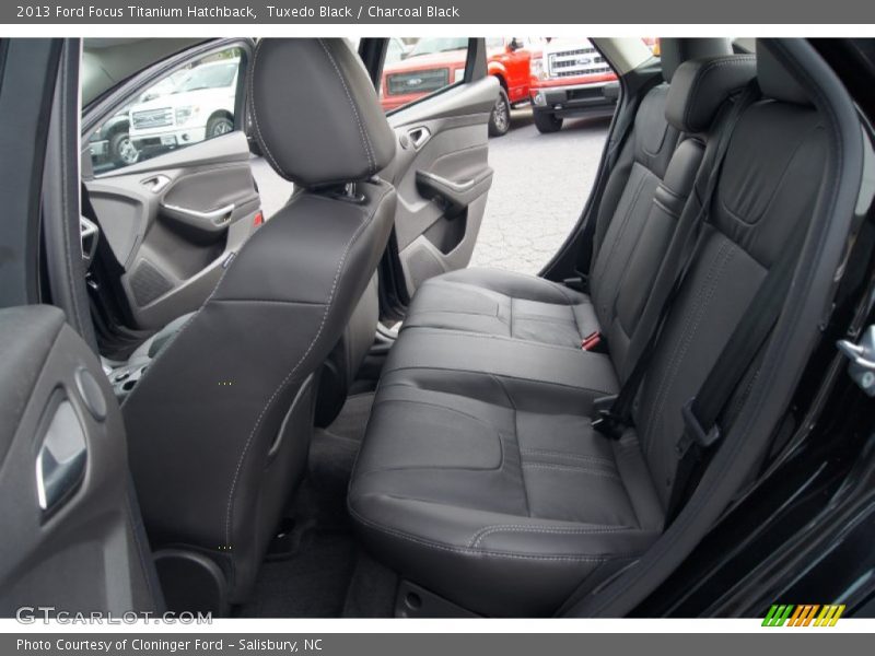 Tuxedo Black / Charcoal Black 2013 Ford Focus Titanium Hatchback