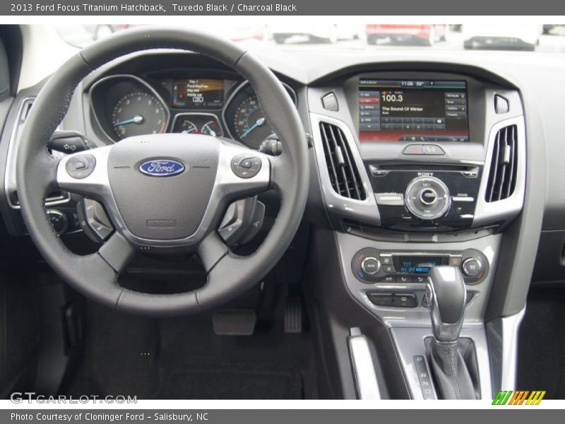 Tuxedo Black / Charcoal Black 2013 Ford Focus Titanium Hatchback