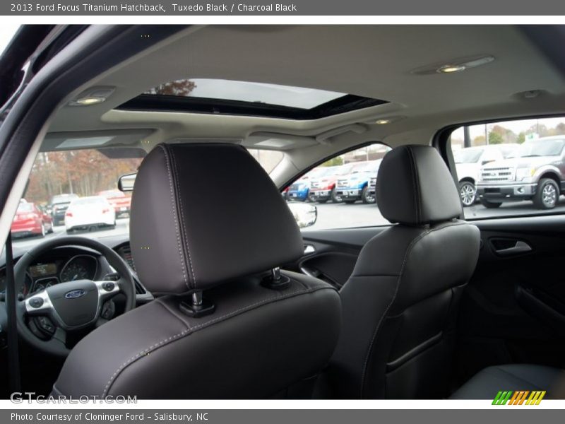 Tuxedo Black / Charcoal Black 2013 Ford Focus Titanium Hatchback