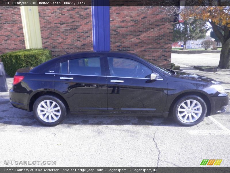Black / Black 2013 Chrysler 200 Limited Sedan